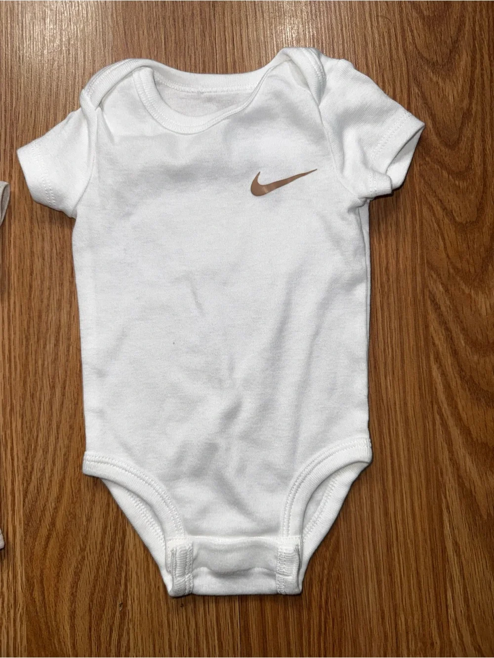 Nike Baby One Piece Bodysuits Onesies with Snaps White, Tan, Oatmeal 3 Pack 6mos